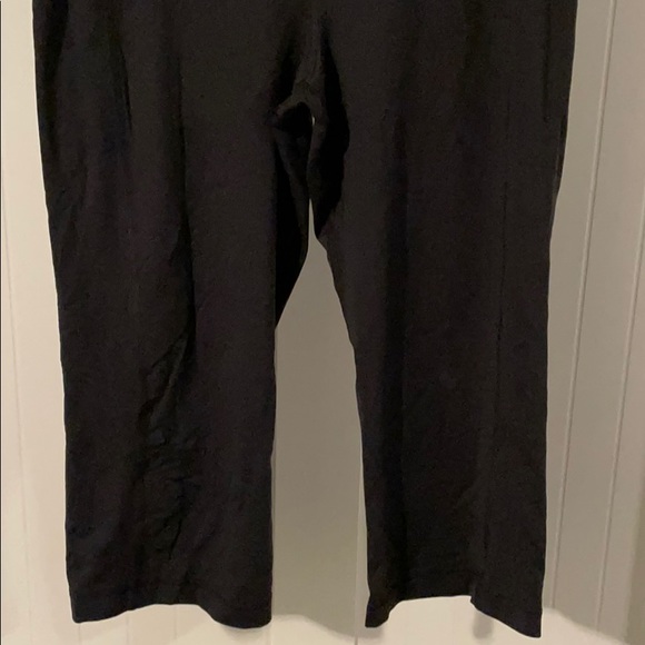 Nike Dri-Fit Medium M Cropped Yoga Pants Leggings - Picture 3 of 8